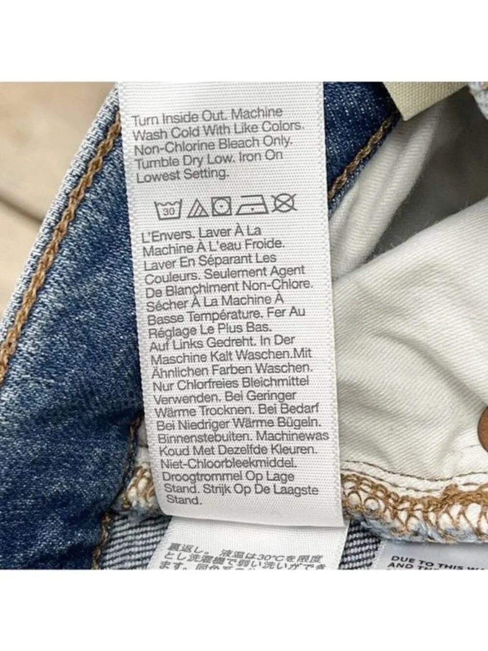 Madewell The Perfect Vintage Jean in Denman Wash 28
